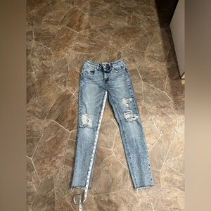 Vervet whitewash Distressed Blue Jeans